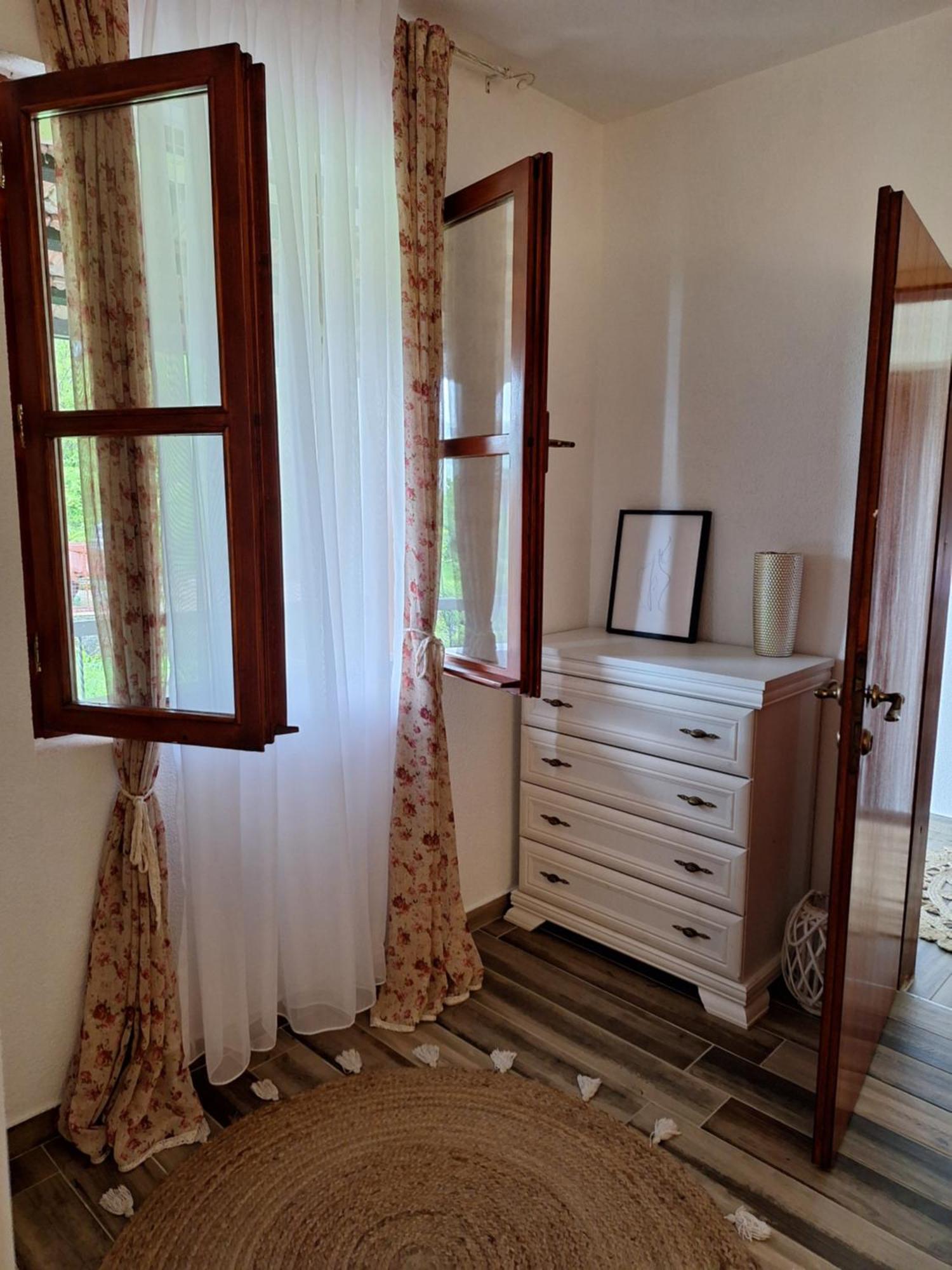 Banjo Rustic House Lake View Virpazar Eksteriør billede
